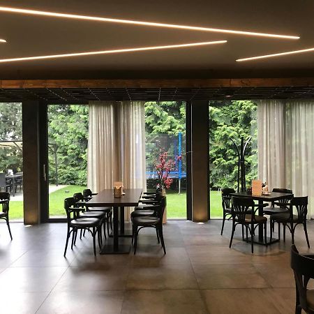 Restaurace A Penzion U Klasku Оломоуц Екстер'єр фото